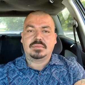 Meet your Posher, Jose